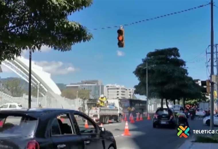 Mundial Femenino motiva instalación de semáforo para peatones cerca del Estadio Nacional