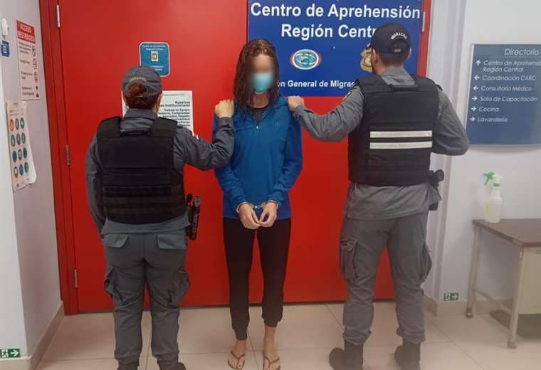 Sospechosa de matar a ciclista fue deportada a EE. UU. tras esconderse en Puntarenas