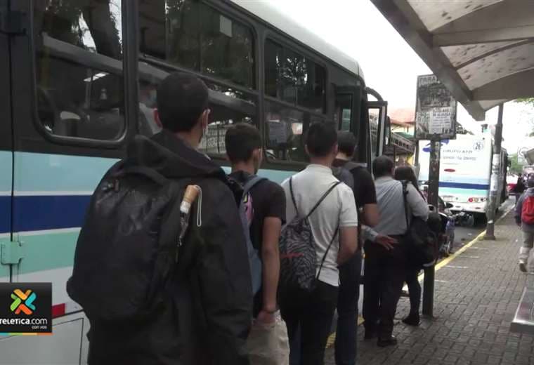 Aumento de hasta ₡250 en rutas de buses entrará a regir en los próximos días