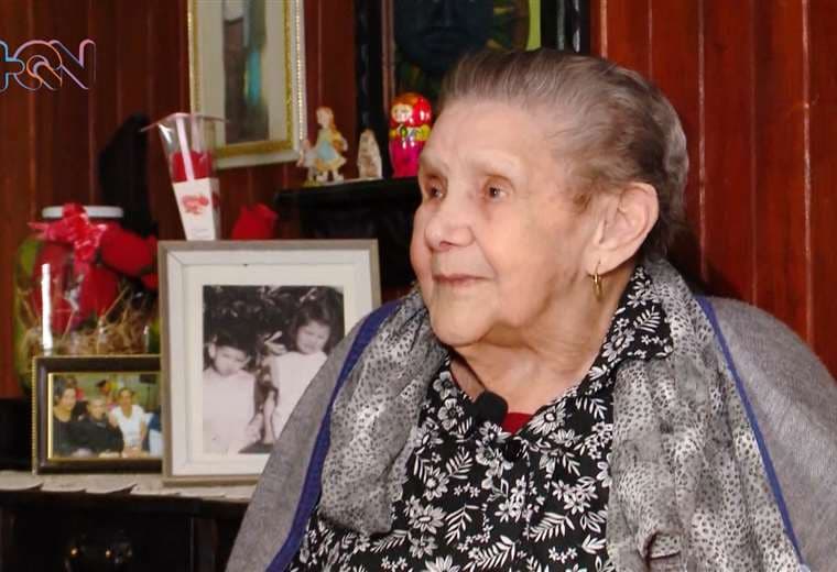 La abuela más longeva del pueblo celebra su día a lo grande