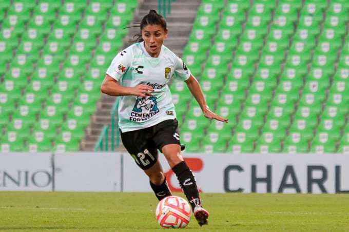 Lixy Rodríguez ya debutó en el León de México.
