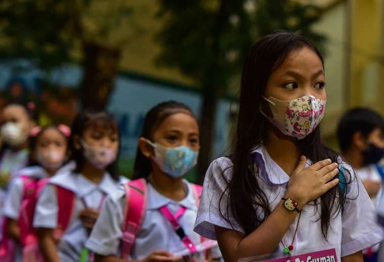 Filipinas reabre aulas después de dos años de cierre por pandemia