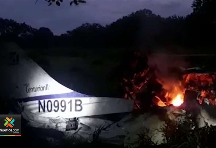 Vecinos afirman que vuelos nocturnos en zona donde se estrelló avioneta son frecuentes