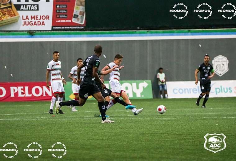 Sporting FC sigue por la senda de la victoria con goleada ante Guanacasteca