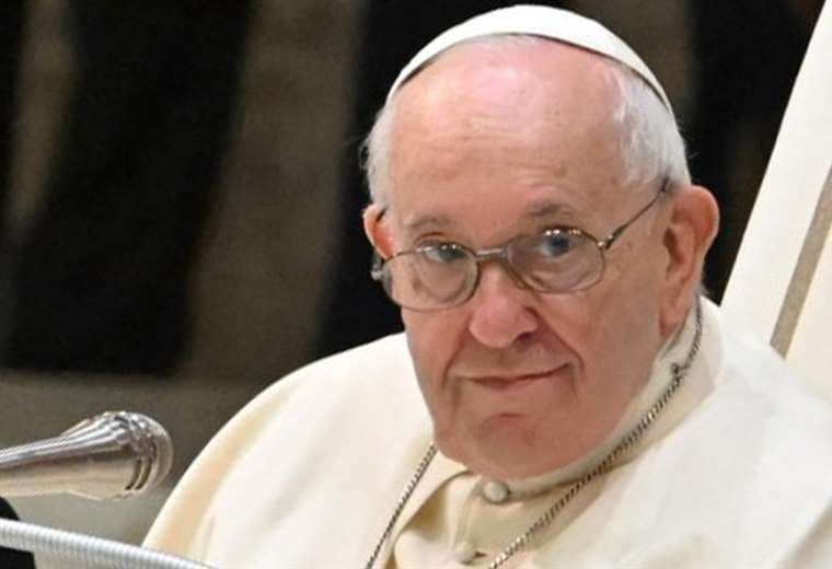 Papa Francisco dice que la iglesia hace cuanto puede contra la pedofilia eclesiástica