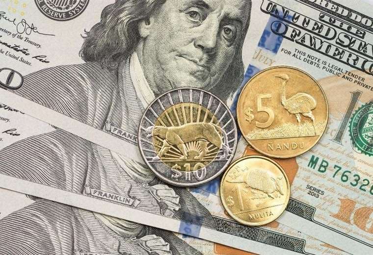 Por qué Uruguay tiene la moneda que más se fortalece frente al dólar en América Latina