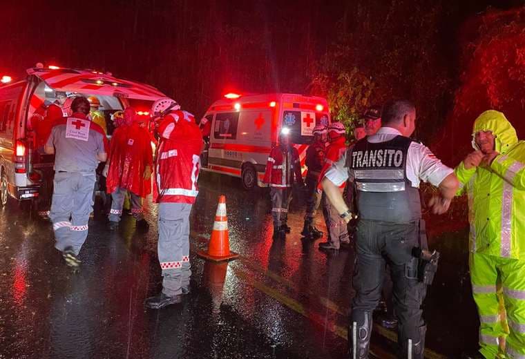 Bus que cayó a guindo y dejó nueve muertos iba para Guanacaste