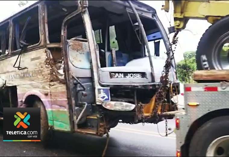 CTP confirma que bus accidentado en Cambronero cumplió su vida útil en 2021