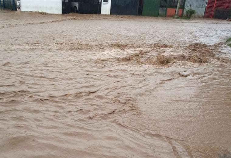 112 personas amanecieron en albergues tras intensos aguaceros