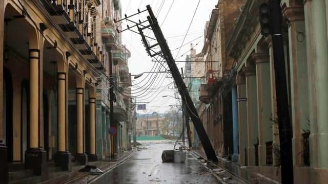 Un apagón masivo deja sin electricidad a toda Cuba tras el paso del huracán Ian