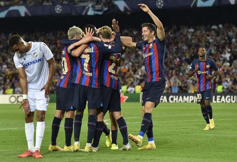 Barcelona golea 5-1 al Viktoria Pílsen en su estreno en Champions