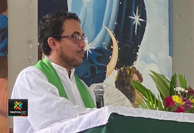 Sacerdote nicaragüense condenado por "traición a la patria"