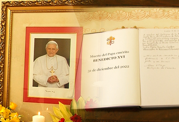 Ticos podrán enviar sus condolencias hasta Roma por la muerte del papa Benedicto XVI