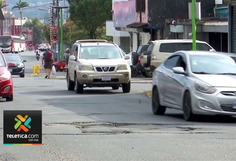 Municipalidad de San José reclama al MOPT huecos en calles