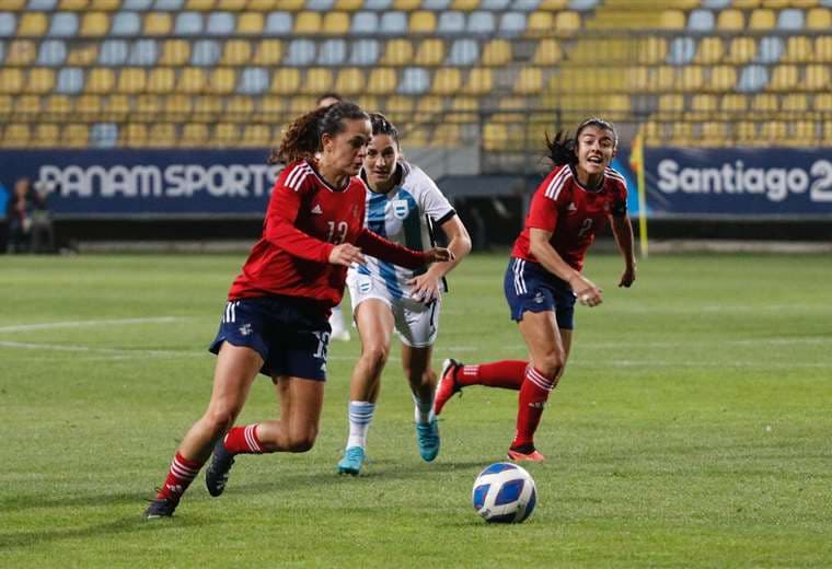 Sele Femenina debutó con empate ante Argentina en Panamericanos 2023