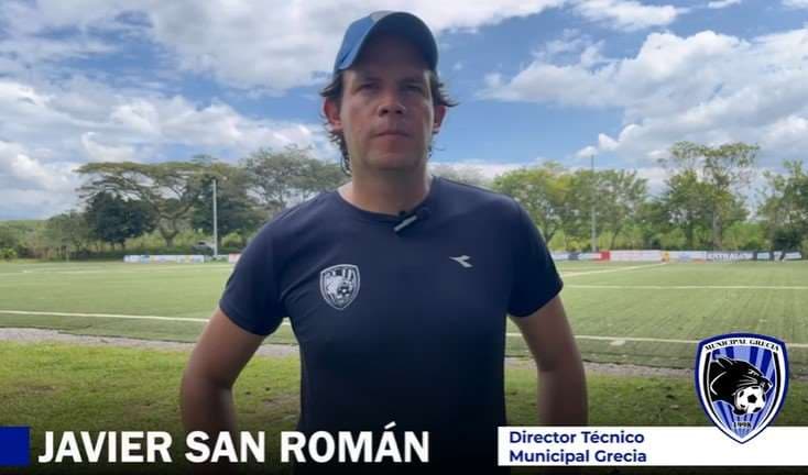 Esta fue la fuerte sanción que recibió Javier San Román tras criticar a los árbitros