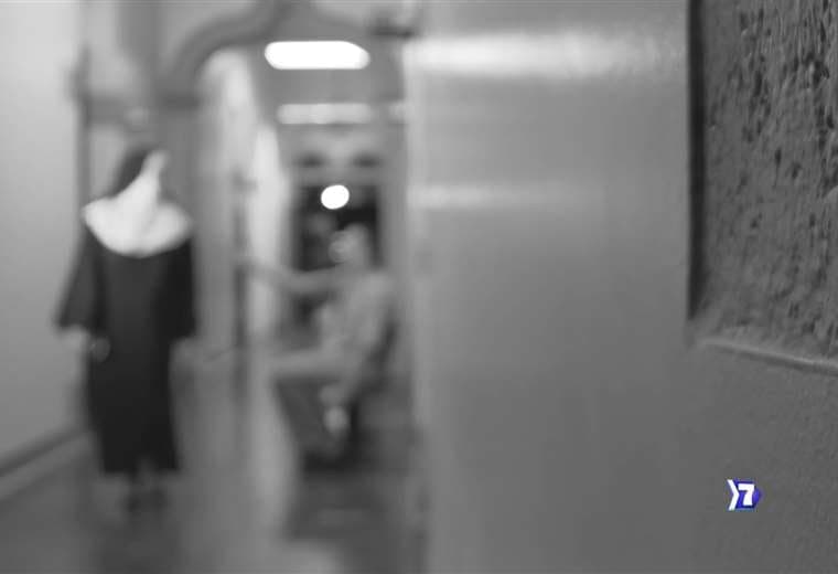 La monja del vaso de agua