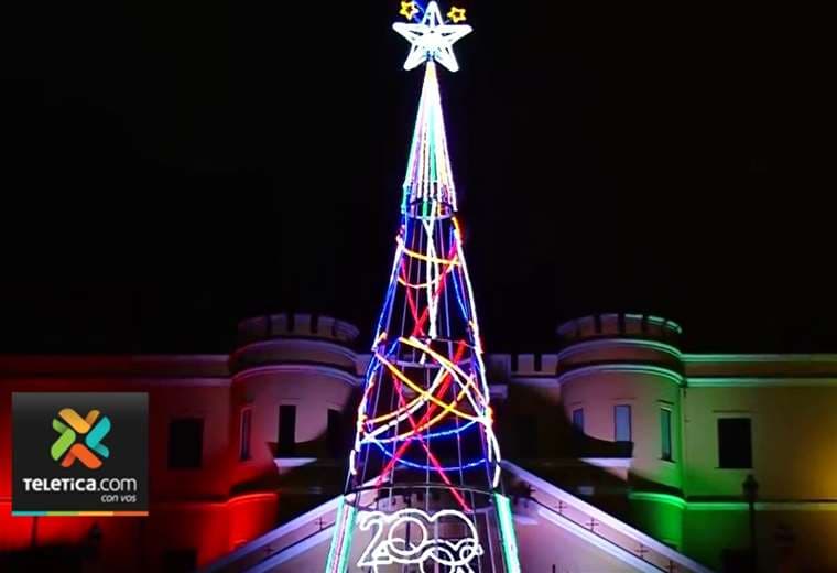 San José le da la bienvenida a Navidad con iluminación de calles y avenidas