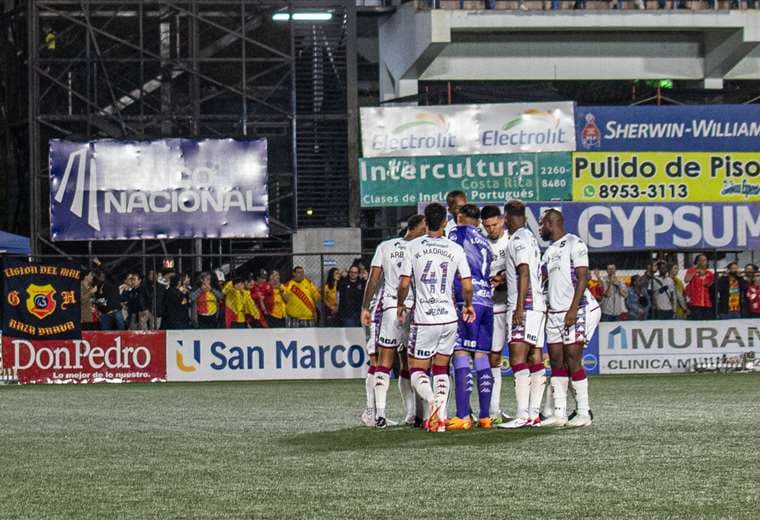 Herediano-Saprissa. Saprissa