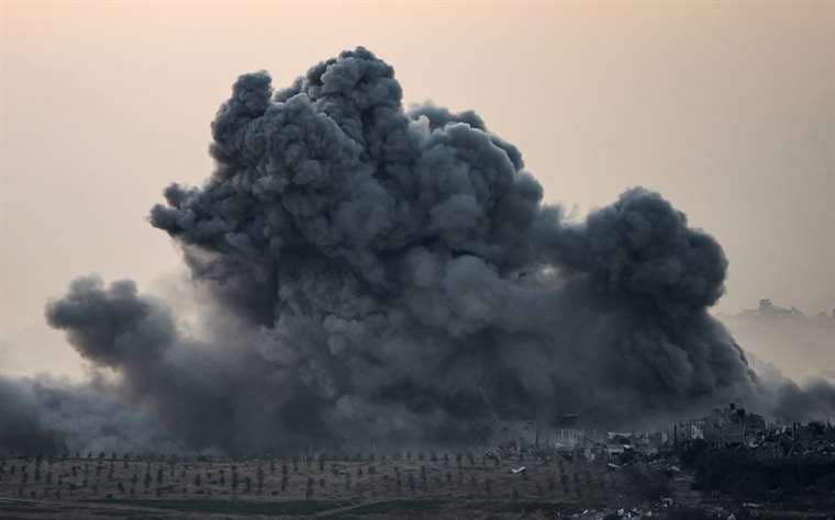 Israel bombardea Gaza por segundo día tras fin de tregua