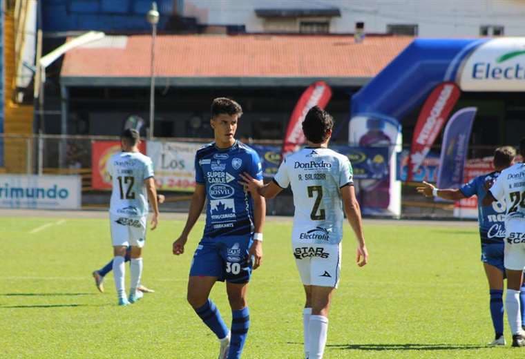 Grecia vs. Herediano.