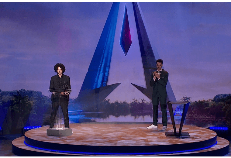 Tico hace historia al ganar dos premios ESLAND en México