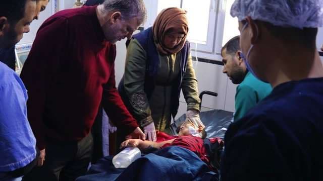 "El niño me miró y empecé a llorar": testimonio de médico que atiende a víctimas del terremoto