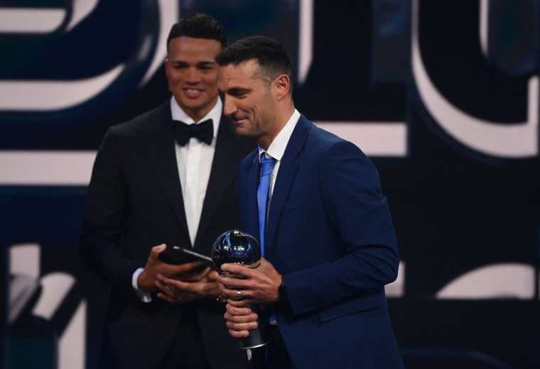 Lionel Scaloni, Mejor Técnico en The Best.