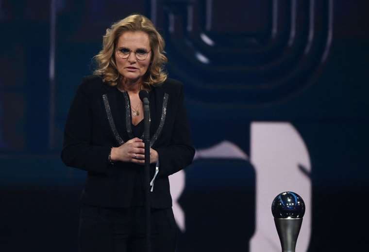 Sarina Wiegman, Mejor Entrenadora en Premios The Best.