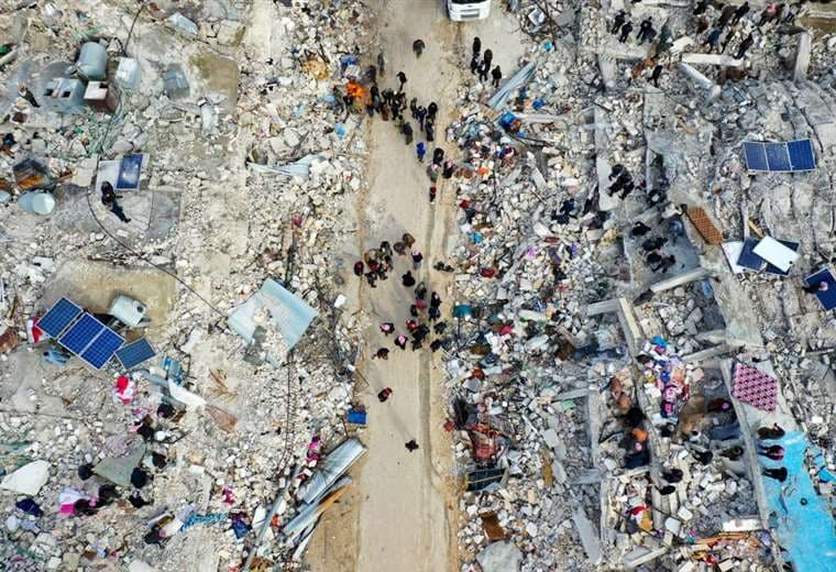 Cifra de muertos por terremoto en Turquía y Siria ya supera las 41.000 personas 