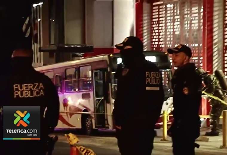 Guarda de seguridad fue quien mató a supuesto ladrón dentro de autobús