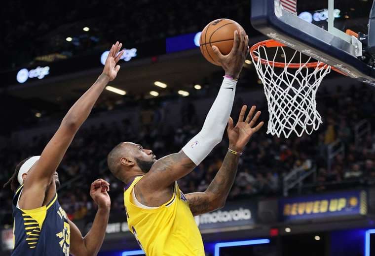 Lakers caen ante Bulls en el segundo partido como suplente de LeBron James