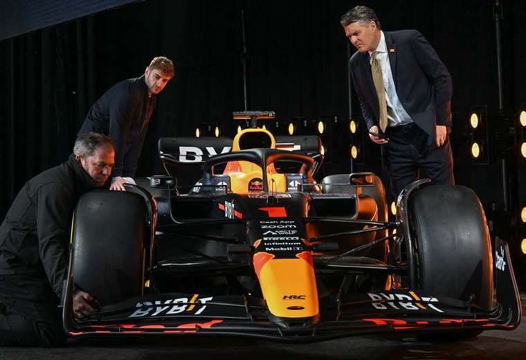 Escuderías de F1 comienzan a mostrar los carros para este campeonato