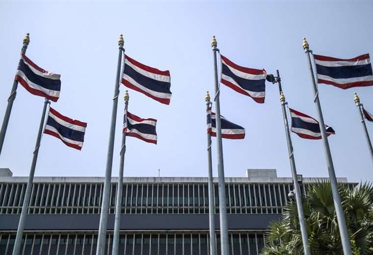 Primer ministro de Tailandia disuelve Parlamento y desencadena elecciones