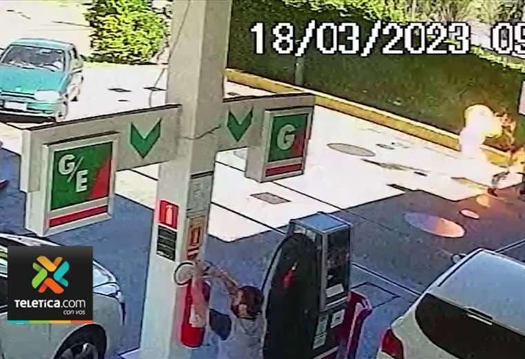 Video: Pistero le prende fuego a cliente durante discusión en gasolinera de Brasil