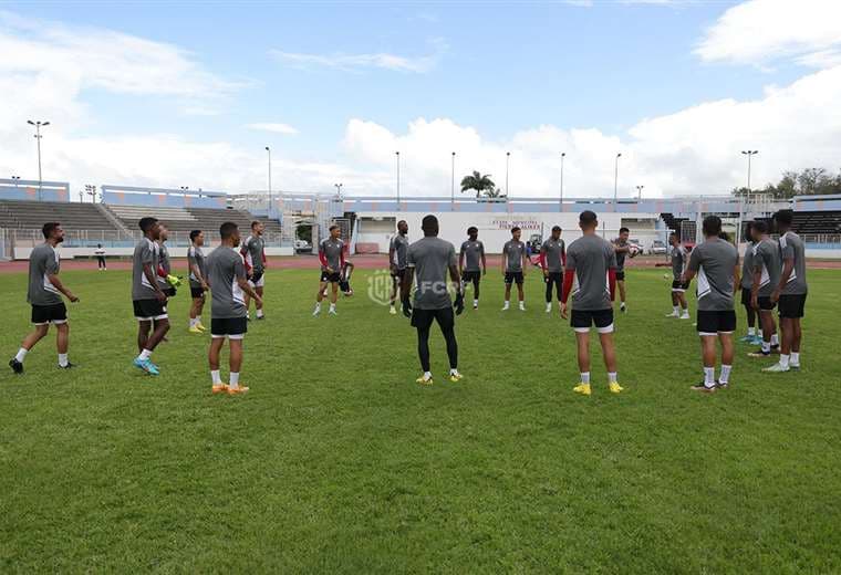 La Sele ya entrenó en Martinica.