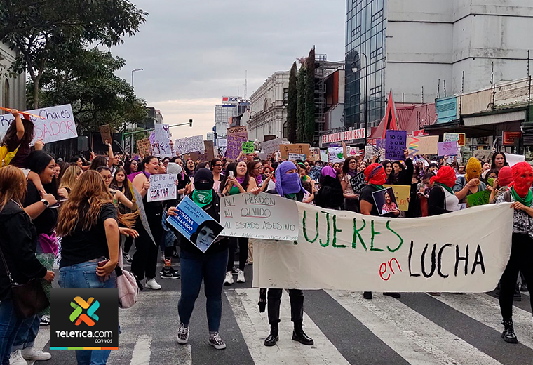 Bajo la consigna #YoDecido, mujeres marcharon este 8M en San José