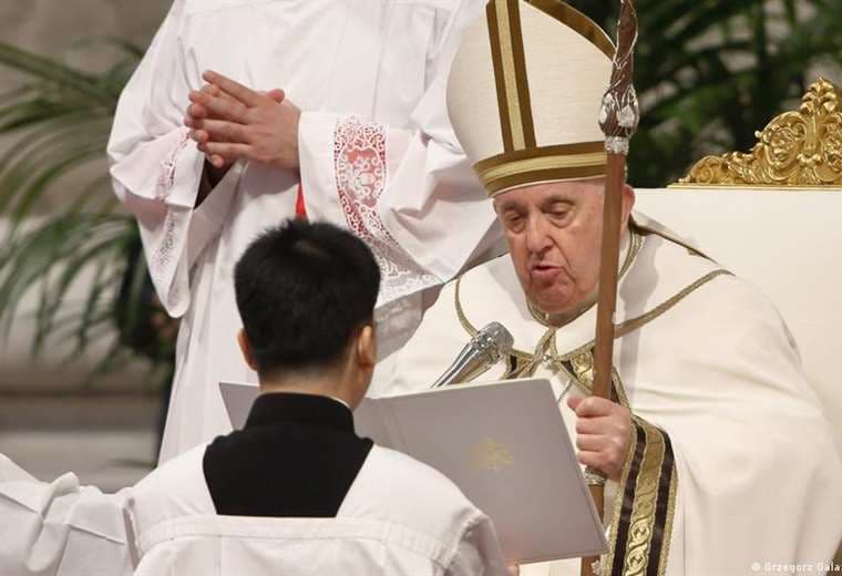 Papa no acudirá al Via Crucis debido a bajas temperaturas