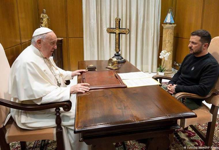 Zelenski a Papa: “No puede haber igualdad entre víctima y agresor”