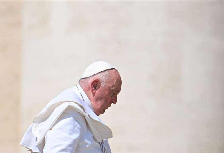 Papa Francisco alerta de "catástrofe ecológica" a los líderes mundiales