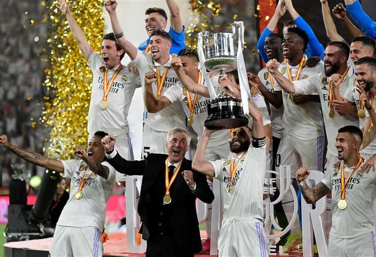 Real Madrid gana la Copa del Rey al derrotar 2-1 a Osasuna en la final