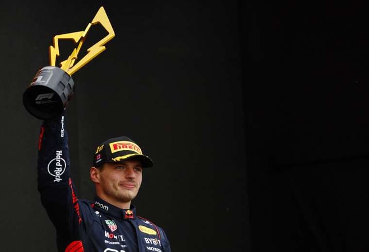 Verstappen arrasa en el GP de Canadá de F1 y Alonso le gana un pulso a Hamilton