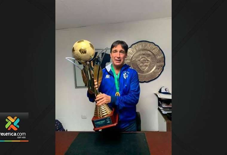 Facebook, Cartaginés