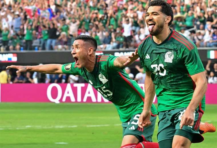 México se corona ante Panamá con un gol en el epílogo