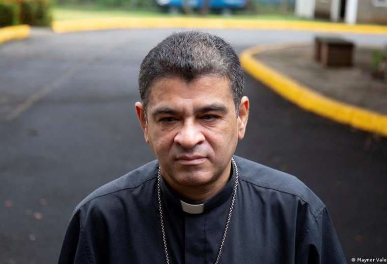 Nicaragua: Especulaciones sobre liberación de obispo Rolando Álvarez