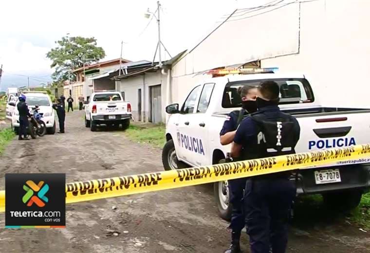 Encapuchados asesinan a balazos a madre e hijo en Alajuela