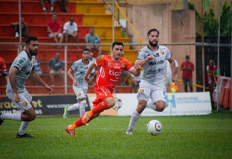 Reacción de Puntarenas FC sobre el final frenó la aspiración de liderato del Herediano