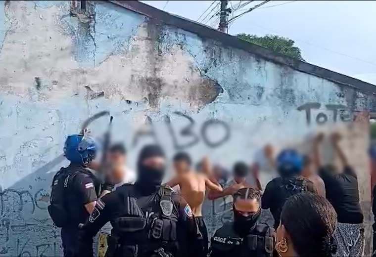Video: Policías atacados a balazos durante requisa a miembros de banda los "Búhos" en Puntarenas