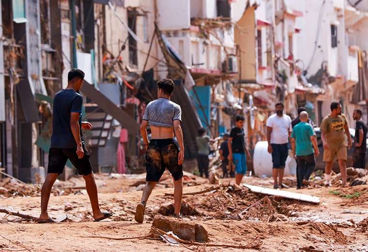 Más de 43.000 evacuados en Libia por las inundaciones