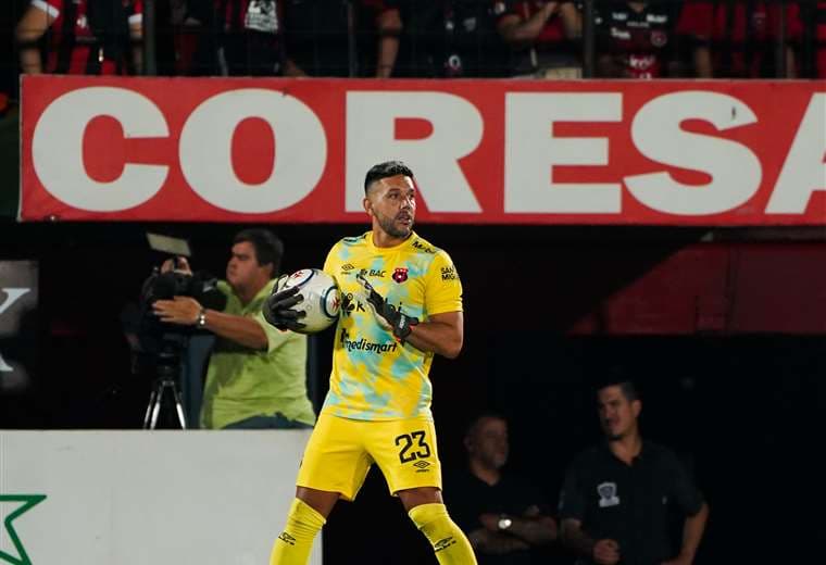 Leo Moreira se queda sin contrato en la Liga: ¿Deben renovarlo?